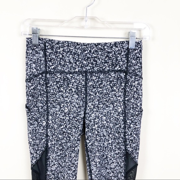 Lululemon Sole Training 7/8 Tight Daisy Alpine - Picture 3 of 8